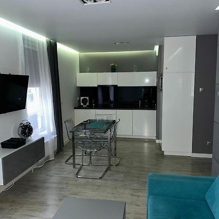 Apartament Shadow Grey Kolobřeh Exteriér fotografie